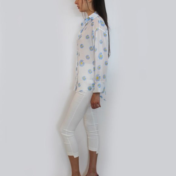 Beaded Daisy Button Down Blouse ST-823 - Picture 5 of 9